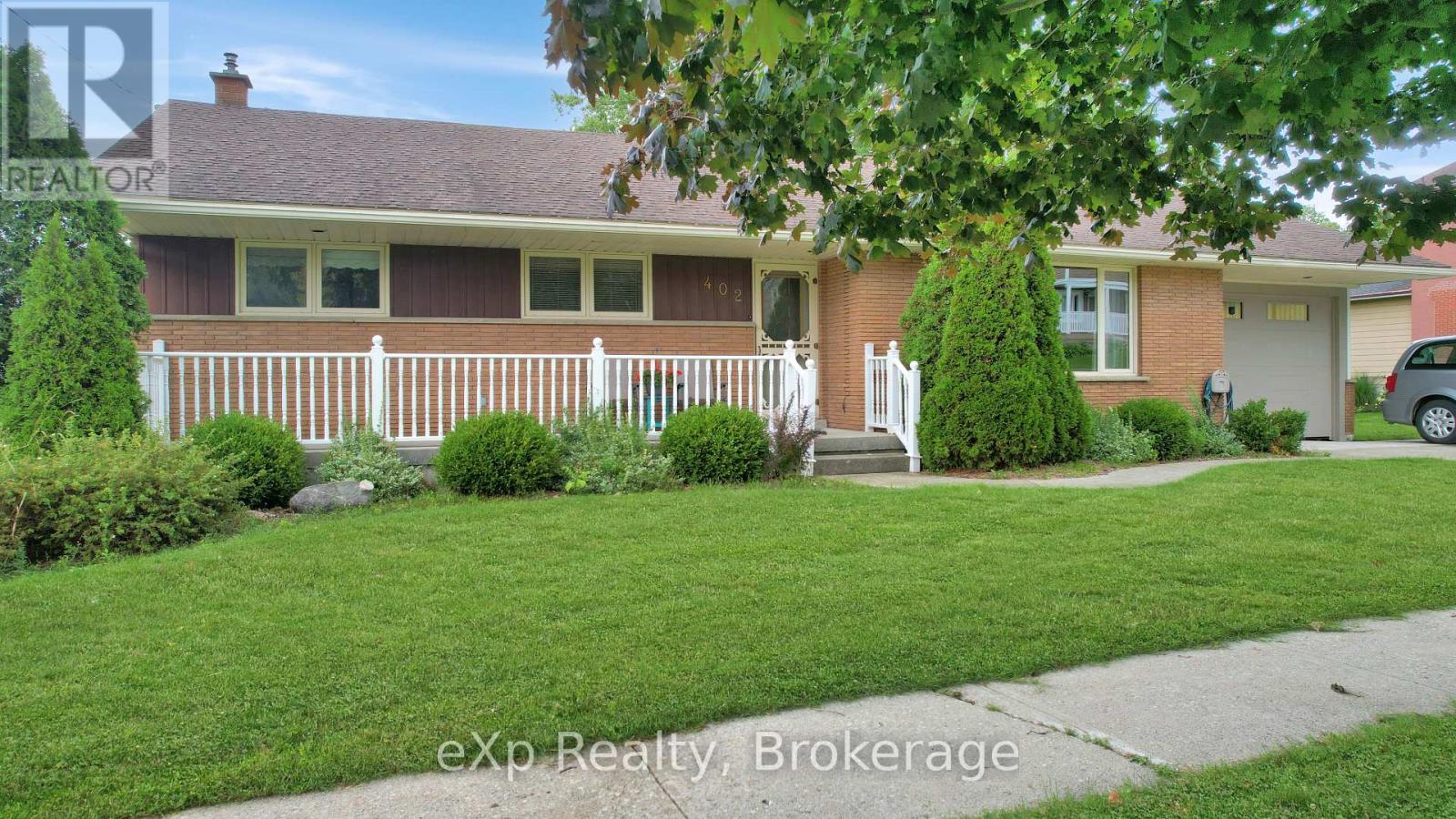 402 MARY STREET, West Grey, Ontario