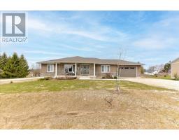 42 JOHN STREET, Morris Turnberry, Ontario