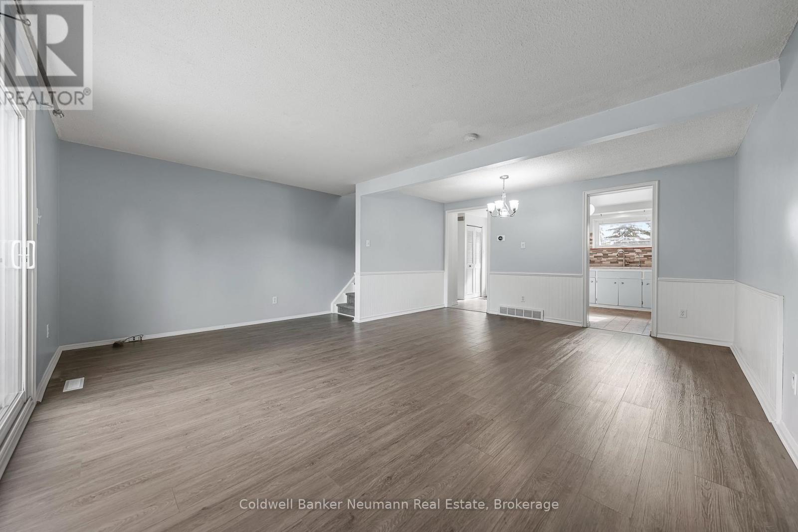 19 - 539 Willow Road, Guelph, Ontario  N1H 7G3 - Photo 15 - X12460190