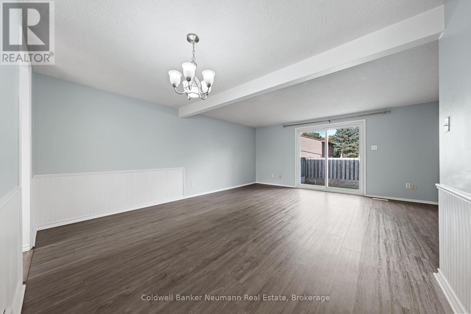 19 - 539 Willow Road, Guelph, Ontario  N1H 7G3 - Photo 12 - X12460190