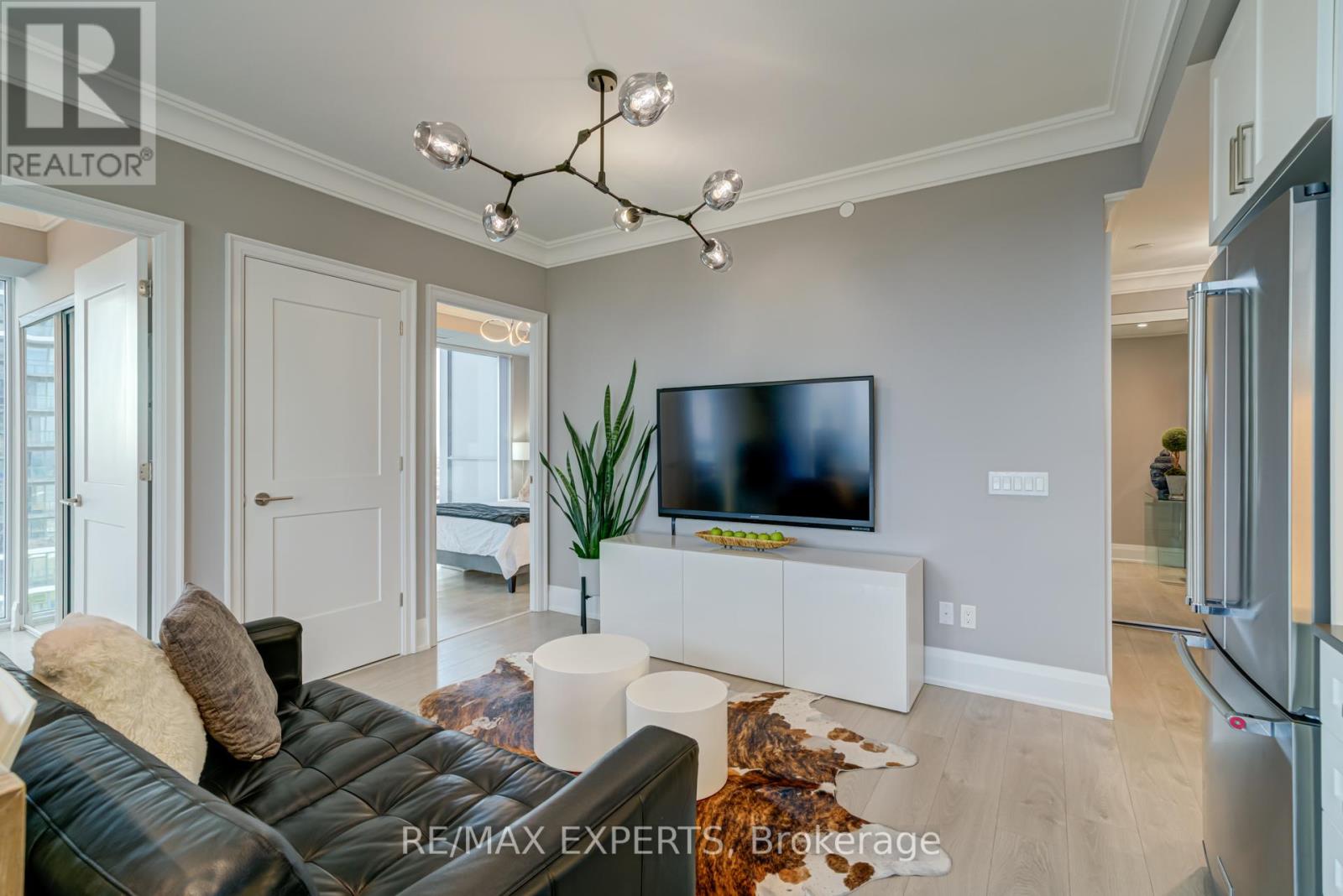 2106 - 7895 Jane Street, Vaughan (Concord), Ontario  L4K 0K2 - Photo 11 - N12459930