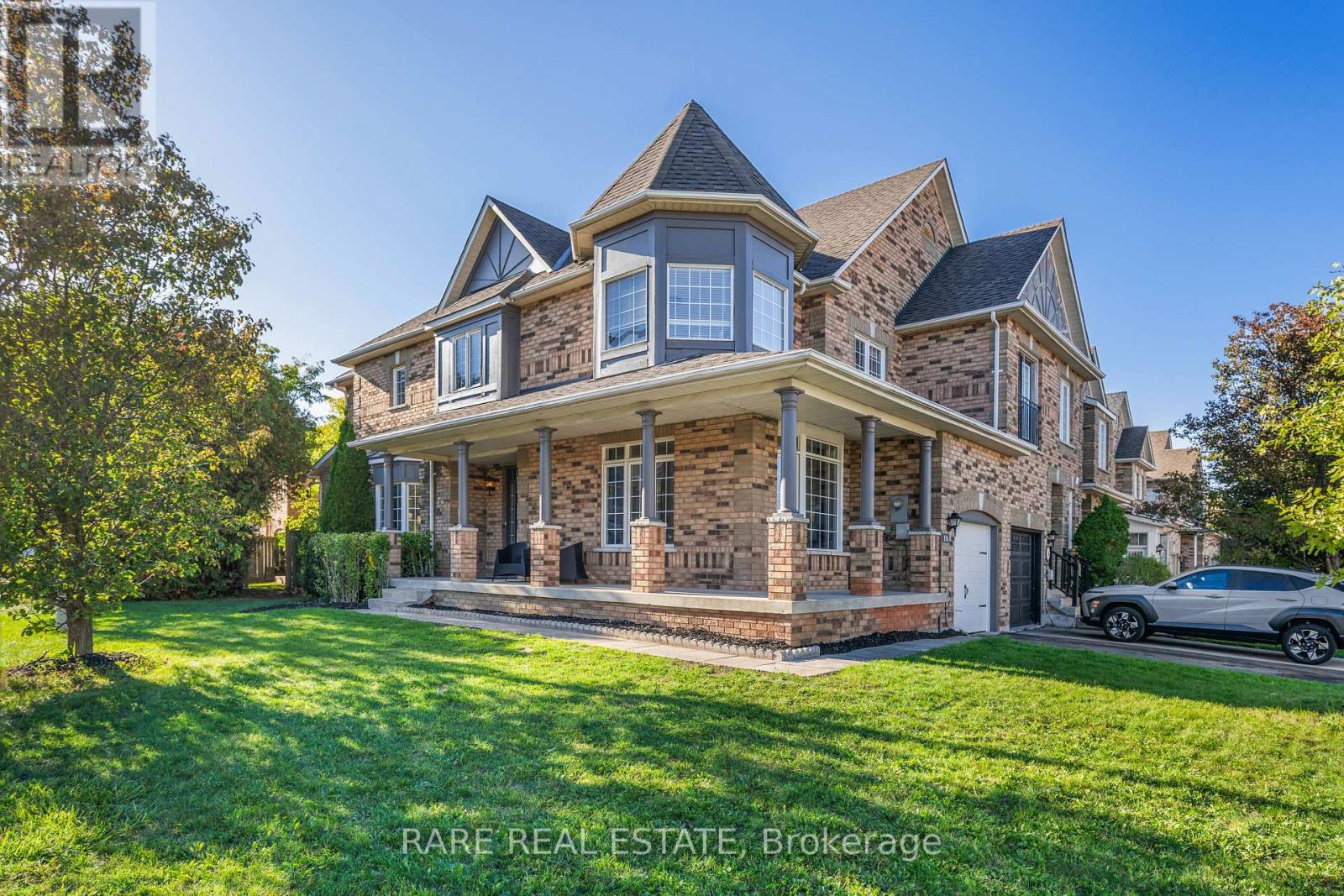 16 EBONY GATE, Richmond Hill, Ontario