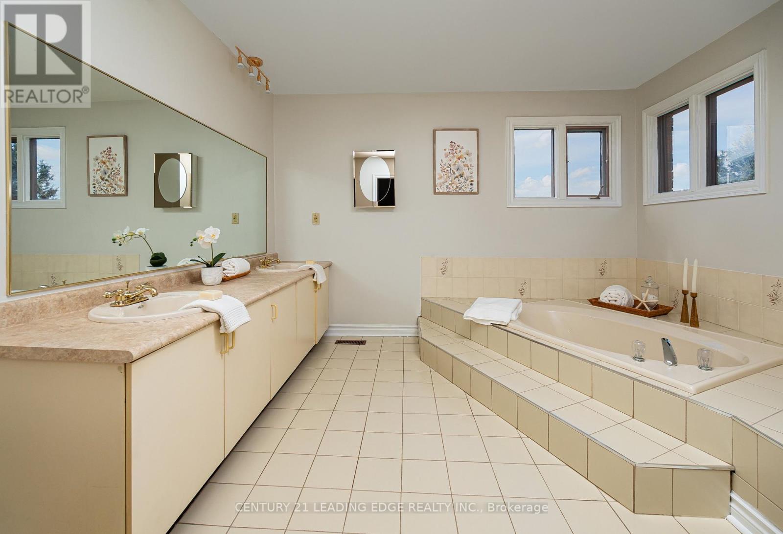 7 Delancey Crescent, Markham (Markville), Ontario  L3P 7C9 - Photo 20 - N12459969