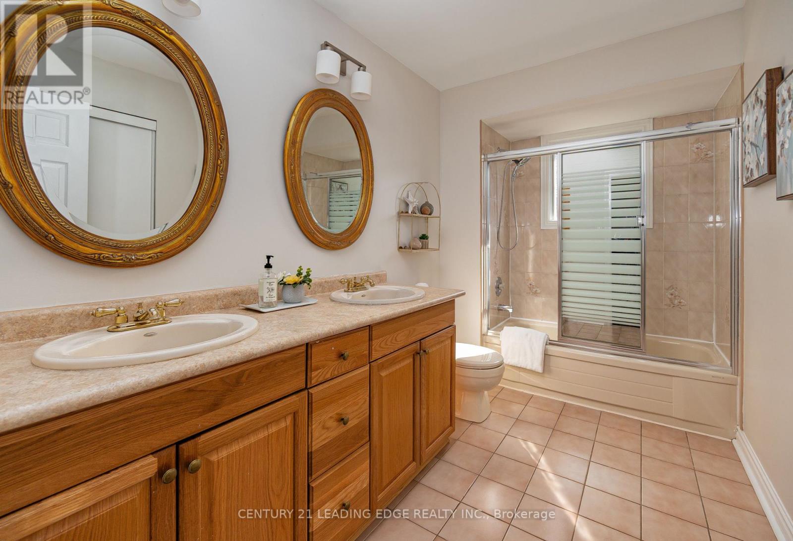 7 Delancey Crescent, Markham (Markville), Ontario  L3P 7C9 - Photo 25 - N12459969