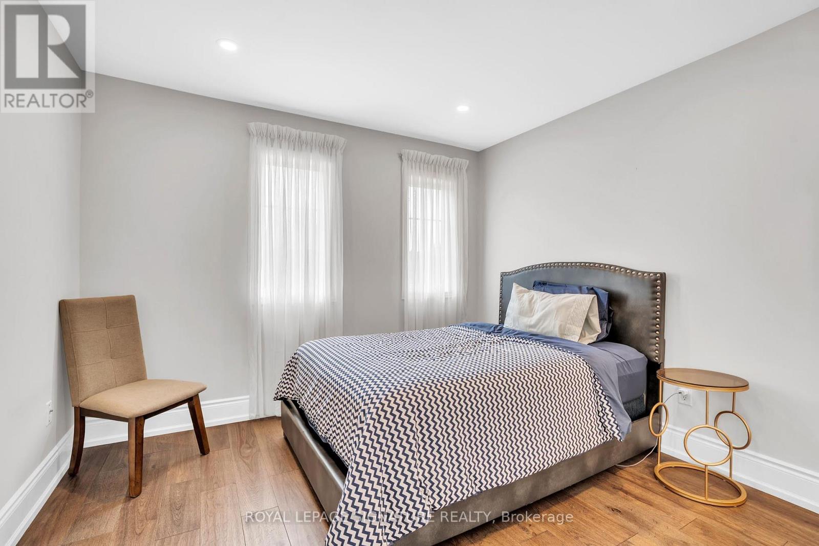 1067 Ivsbridge Boulevard, Newmarket (Stonehaven-Wyndham), Ontario  L3X 1N3 - Photo 28 - N12459978