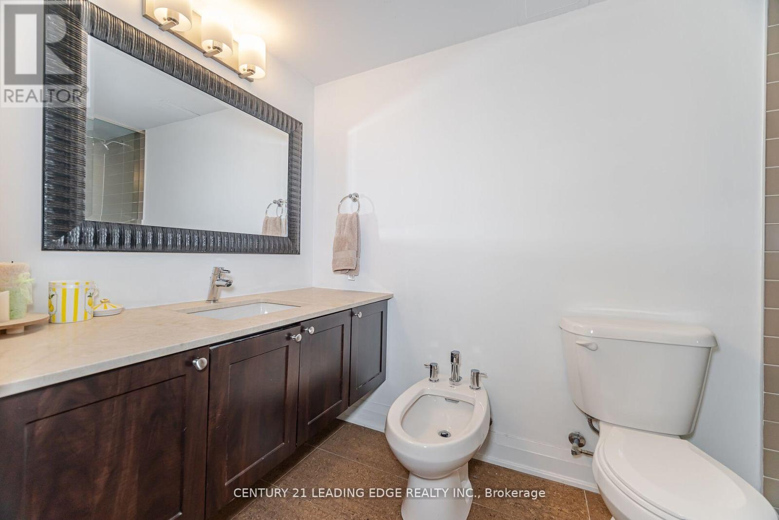108 - 24 Woodstream Boulevard, Vaughan (Vaughan Grove), Ontario  L4L 8C4 - Photo 14 - N12459986