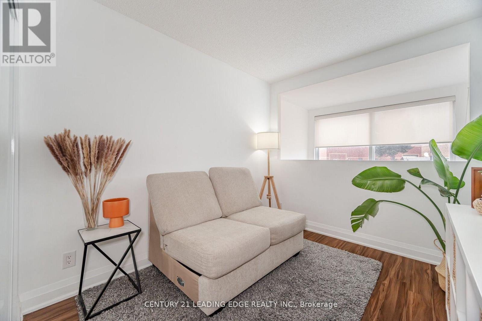 108 - 24 Woodstream Boulevard, Vaughan (Vaughan Grove), Ontario  L4L 8C4 - Photo 17 - N12459986