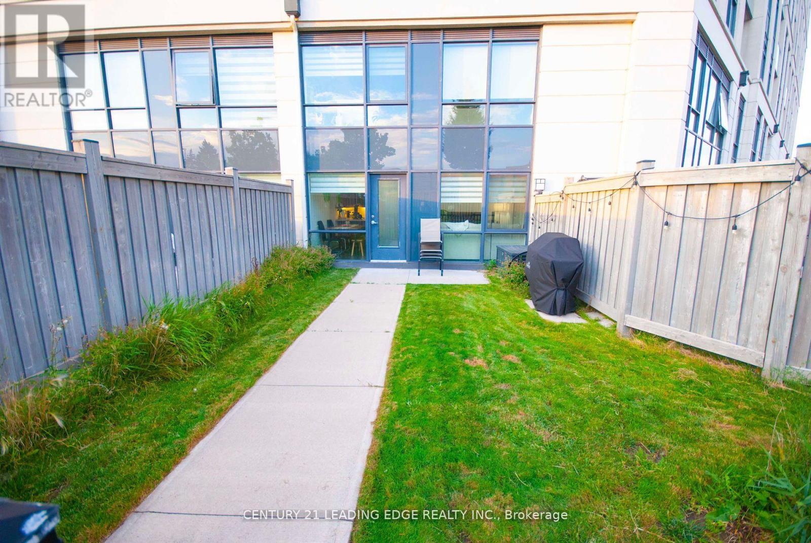 108 - 24 Woodstream Boulevard, Vaughan (Vaughan Grove), Ontario  L4L 8C4 - Photo 21 - N12459986