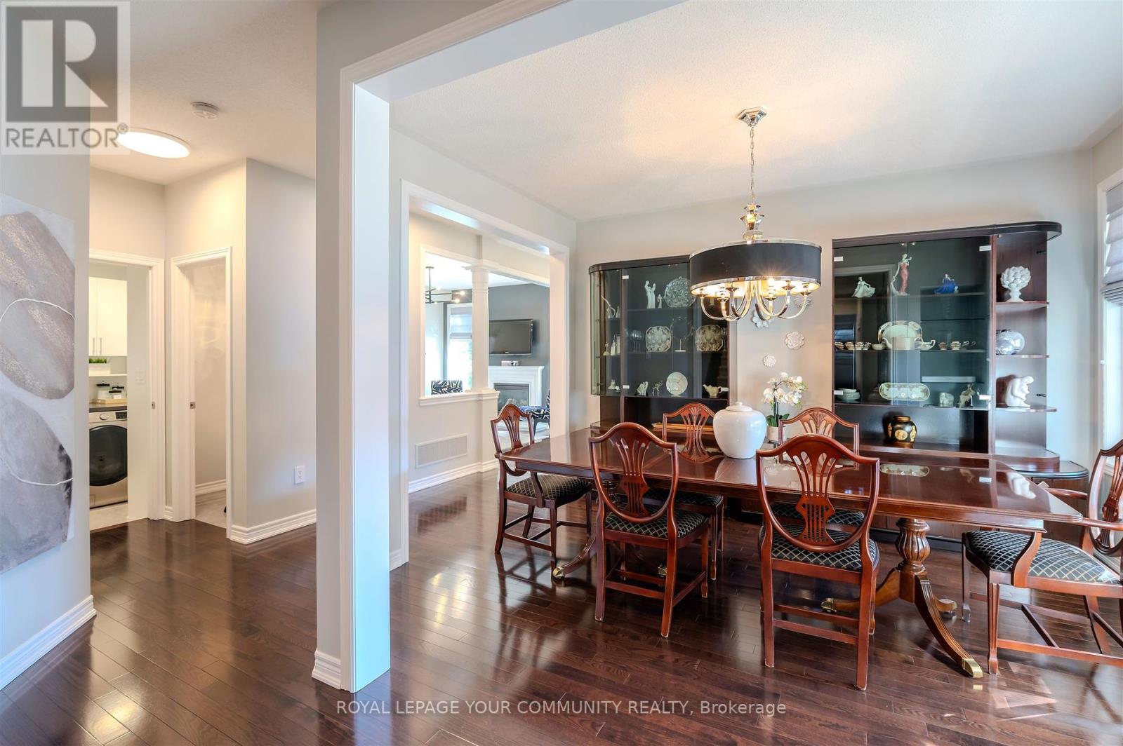 7 Sequin Drive, Richmond Hill (Jefferson), Ontario  L4E 0J3 - Photo 10 - N12459990