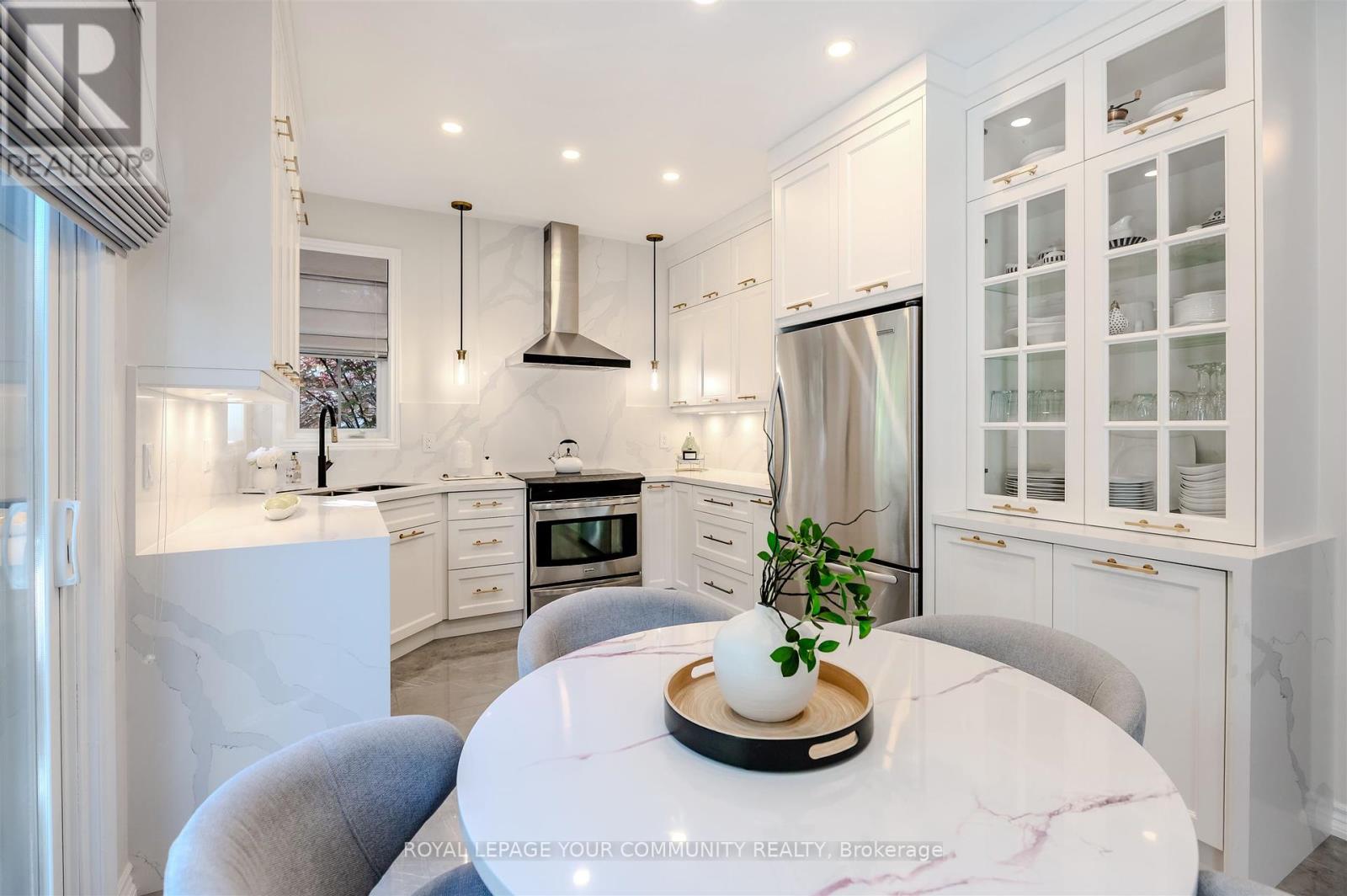 7 Sequin Drive, Richmond Hill (Jefferson), Ontario  L4E 0J3 - Photo 14 - N12459990