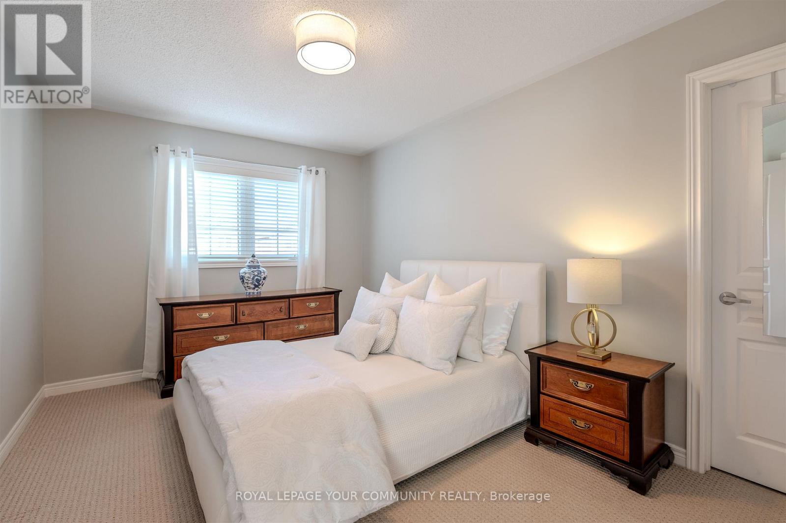 7 Sequin Drive, Richmond Hill (Jefferson), Ontario  L4E 0J3 - Photo 35 - N12459990