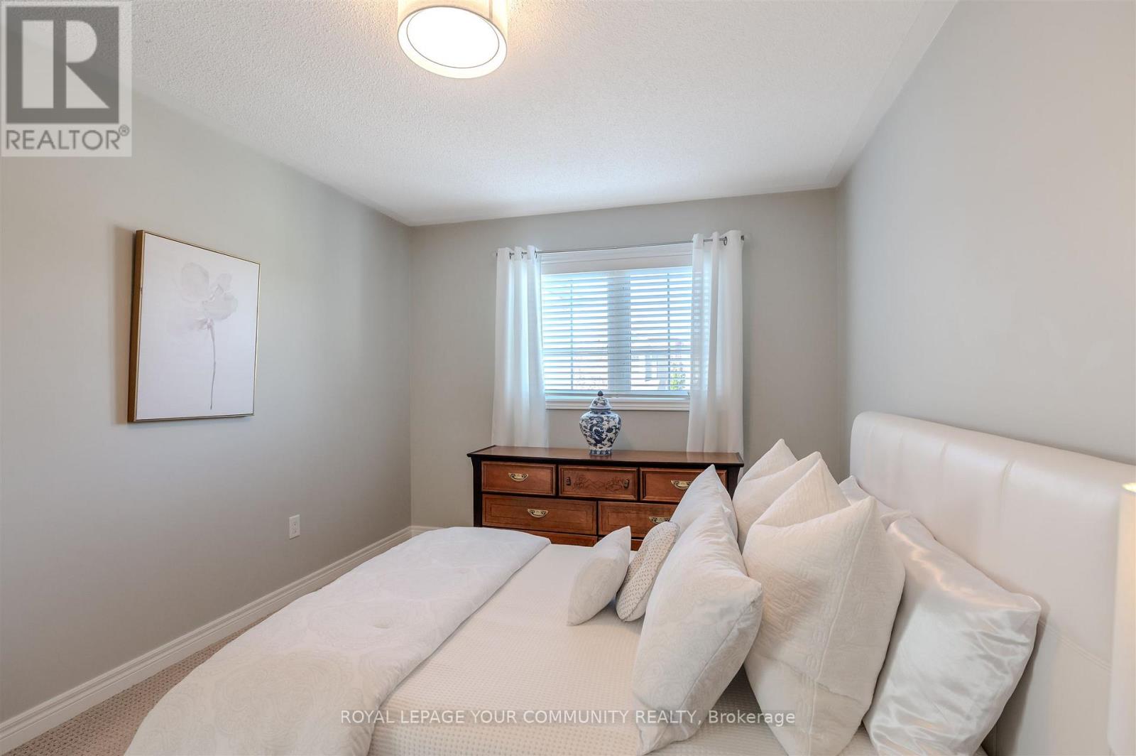 7 Sequin Drive, Richmond Hill (Jefferson), Ontario  L4E 0J3 - Photo 36 - N12459990