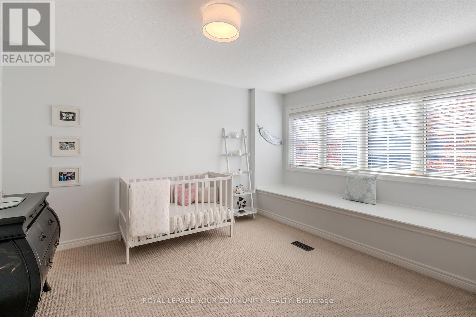 7 Sequin Drive, Richmond Hill (Jefferson), Ontario  L4E 0J3 - Photo 38 - N12459990
