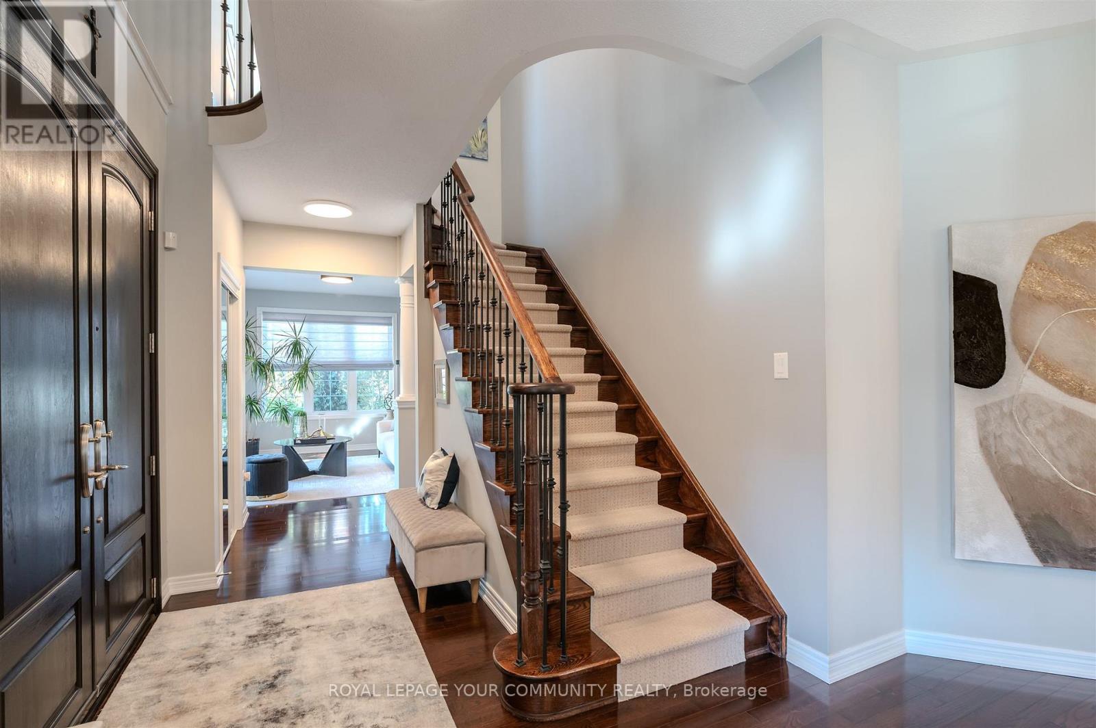 7 Sequin Drive, Richmond Hill (Jefferson), Ontario  L4E 0J3 - Photo 7 - N12459990