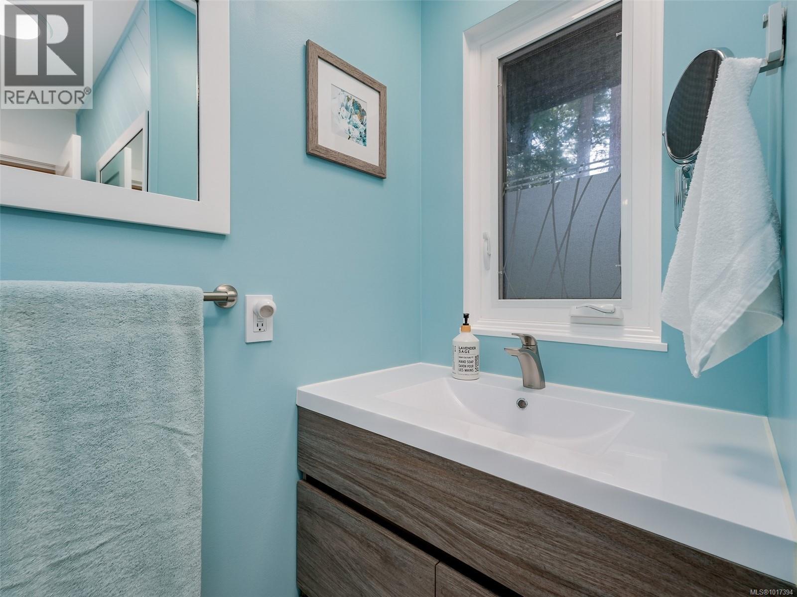 22 Falstaff Pl, View Royal, British Columbia  V9A 7A5 - Photo 13 - 1017394
