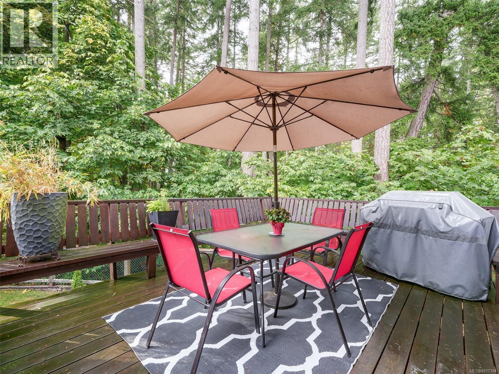 22 Falstaff Pl, View Royal, British Columbia  V9A 7A5 - Photo 21 - 1017394
