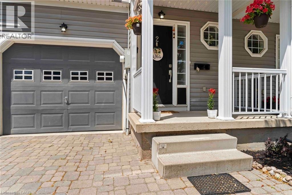 9 Lakeshore Road Unit# 2, St. Catharines, Ontario  L2N 2S7 - Photo 3 - 40778769