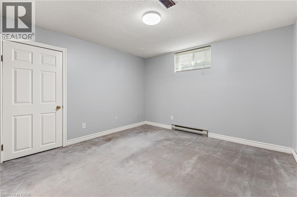 553 Paradise Crescent, Waterloo, Ontario  N2T 2J8 - Photo 39 - 40778250