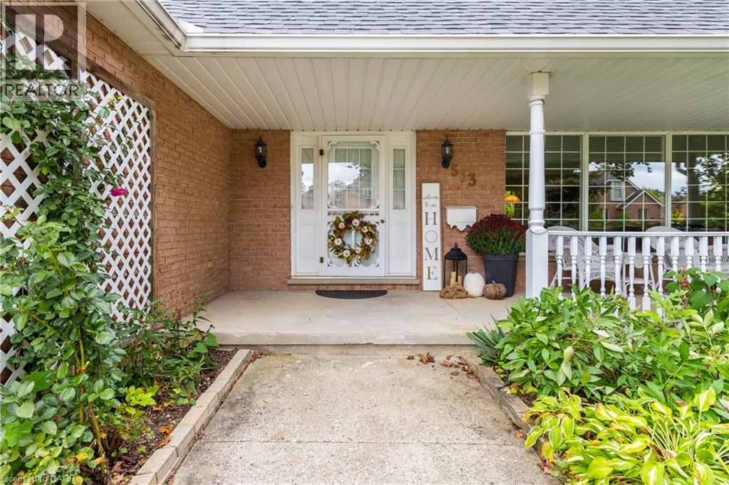 553 Paradise Crescent, Waterloo, Ontario  N2T 2J8 - Photo 5 - 40778250