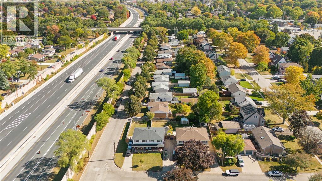 1063 Highway Drive East, Sarnia, Ontario  N7S 3T4 - Photo 31 - 25025982