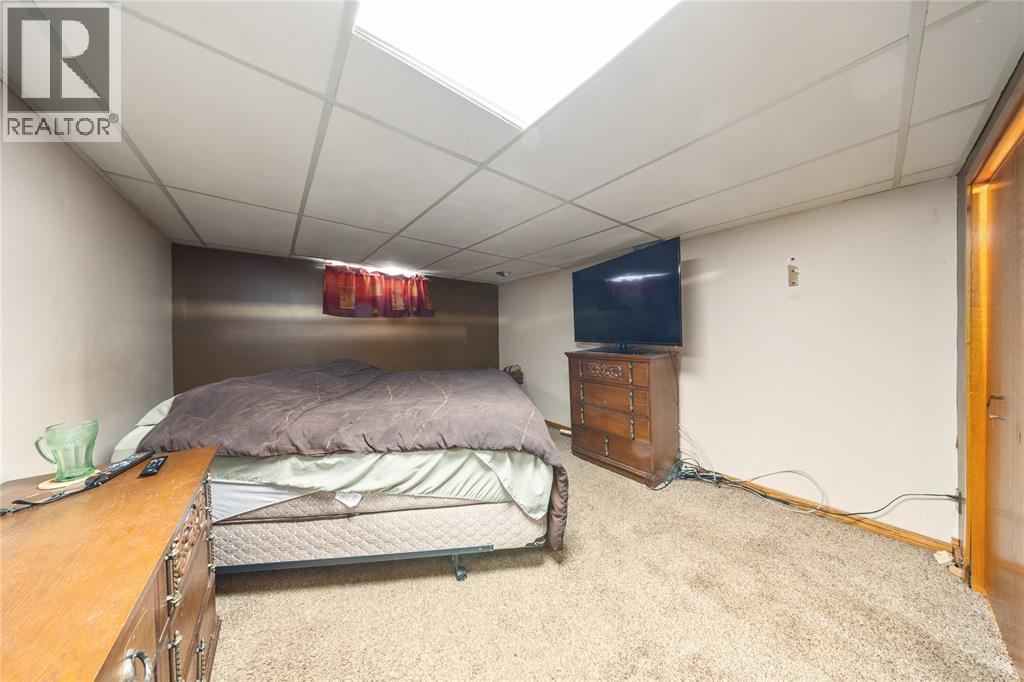 1063 Highway Drive East, Sarnia, Ontario  N7S 3T4 - Photo 28 - 25025982