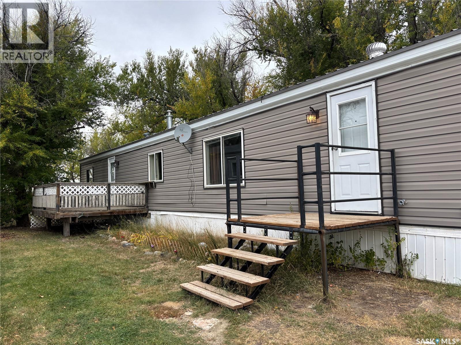 14 Cypress Mobile Home Park, Maple Creek, Saskatchewan  S0N 1N0 - Photo 4 - SK020749