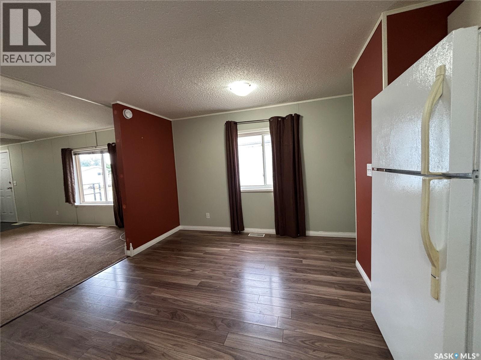 14 Cypress Mobile Home Park, Maple Creek, Saskatchewan  S0N 1N0 - Photo 9 - SK020749