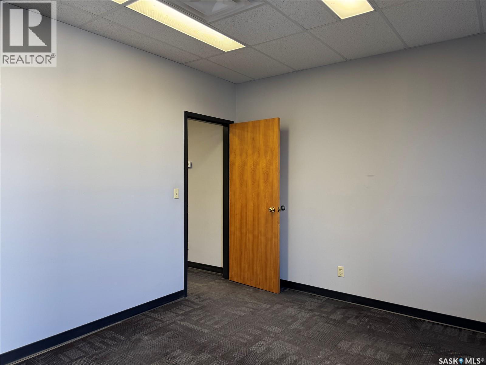 1141 8th Avenue, Regina, Saskatchewan  S4R 1E1 - Photo 6 - SK020710