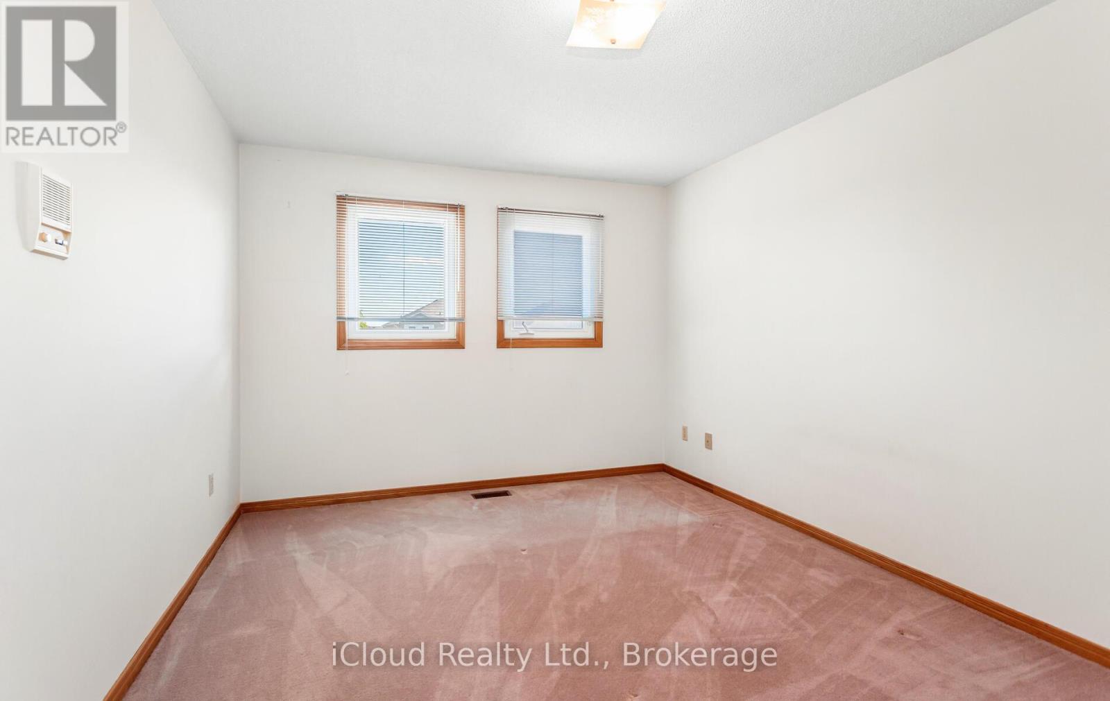 73 Blackmere Circle, Brampton, Ontario  L6W 4B6 - Photo 37 - W12459920
