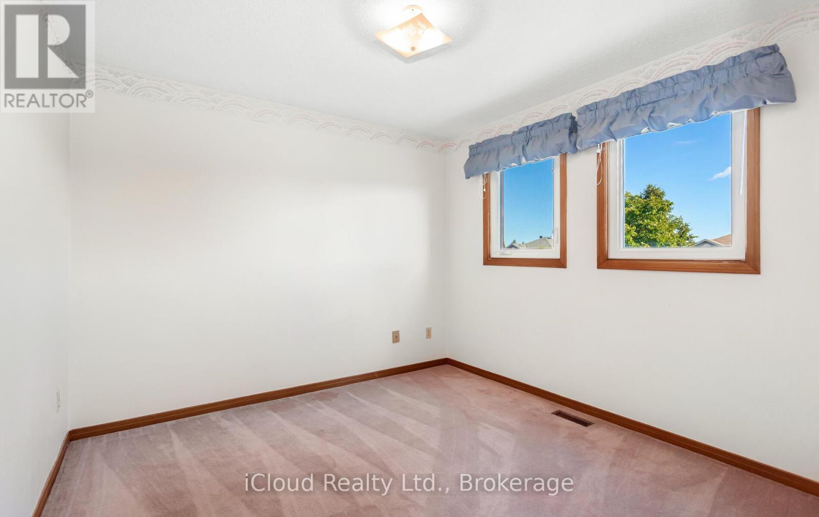 73 Blackmere Circle, Brampton, Ontario  L6W 4B6 - Photo 39 - W12459920