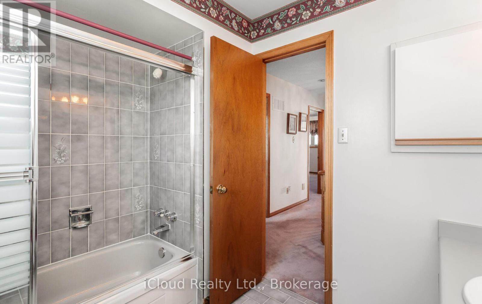 73 Blackmere Circle, Brampton, Ontario  L6W 4B6 - Photo 43 - W12459920