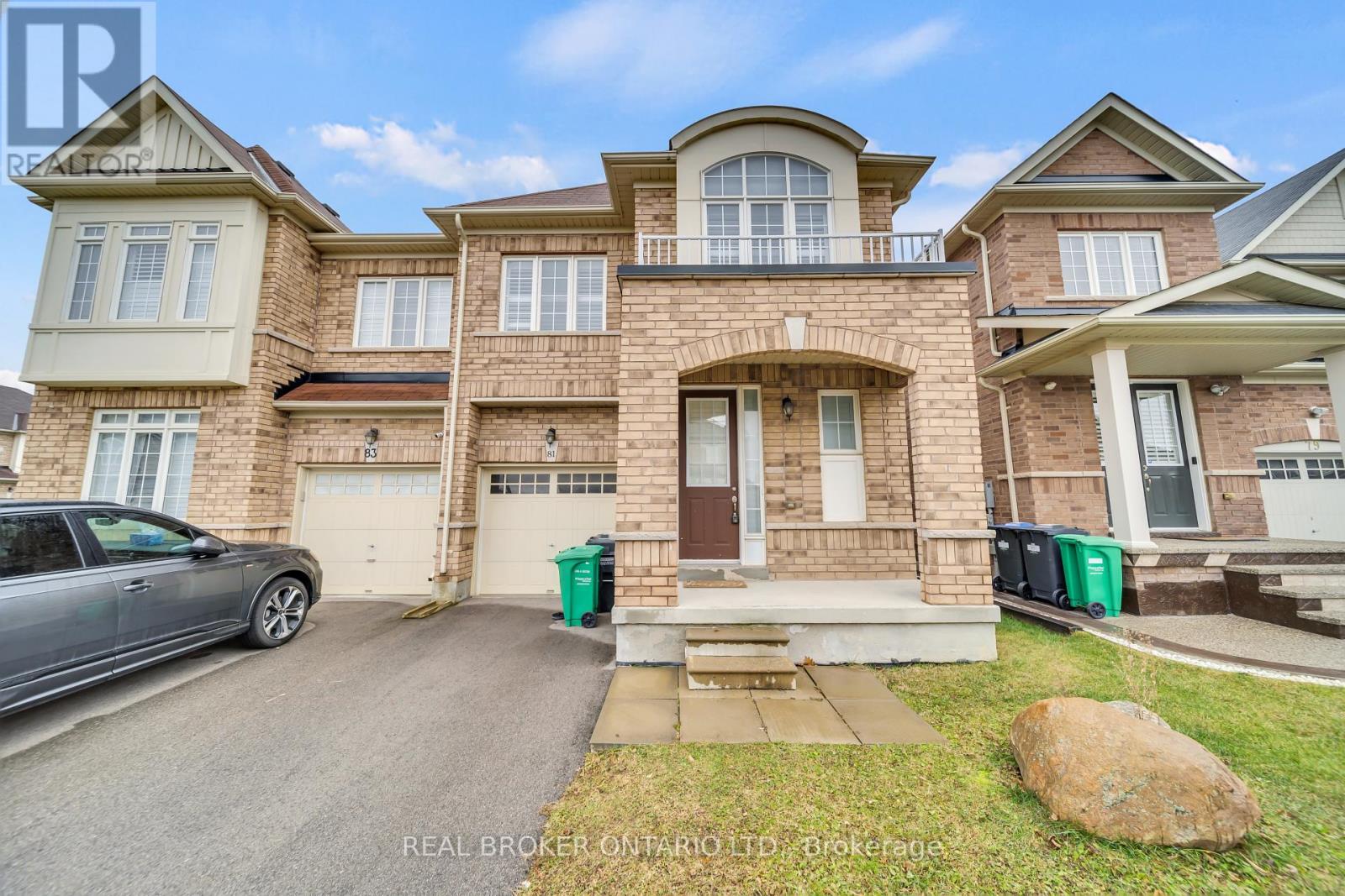81 Vezna Crescent, Brampton, Ontario  L6X 5K4 - Photo 2 - W12459932