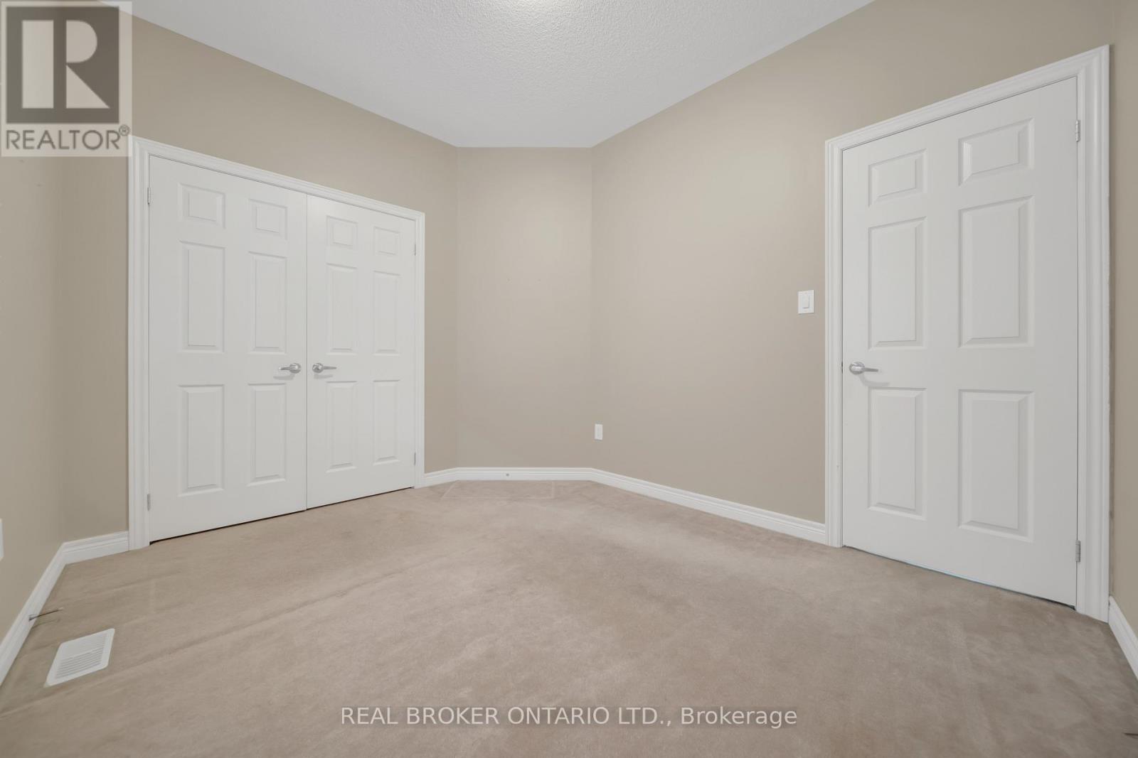 81 Vezna Crescent, Brampton, Ontario  L6X 5K4 - Photo 21 - W12459932