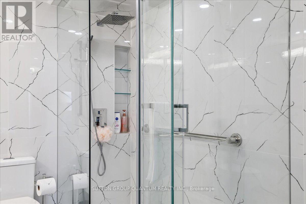 1404 - 1515 Lakeshore Road E, Mississauga, Ontario  L5E 3E3 - Photo 27 - W12459941