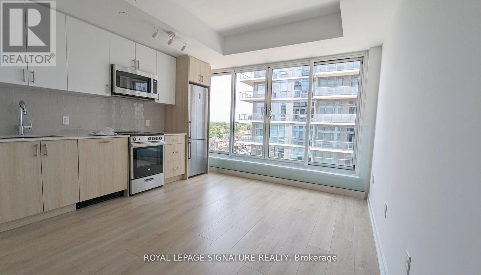 509 - 1195 The Queensway, Toronto, Ontario  M8Z 1R6 - Photo 2 - W12459996