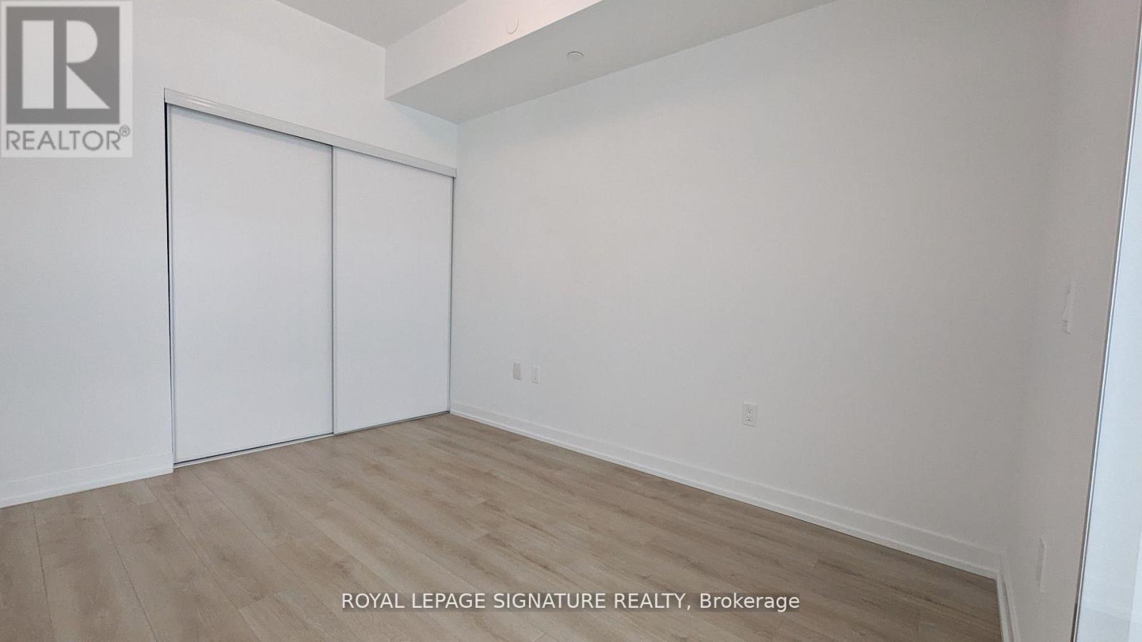509 - 1195 The Queensway, Toronto, Ontario  M8Z 1R6 - Photo 4 - W12459996
