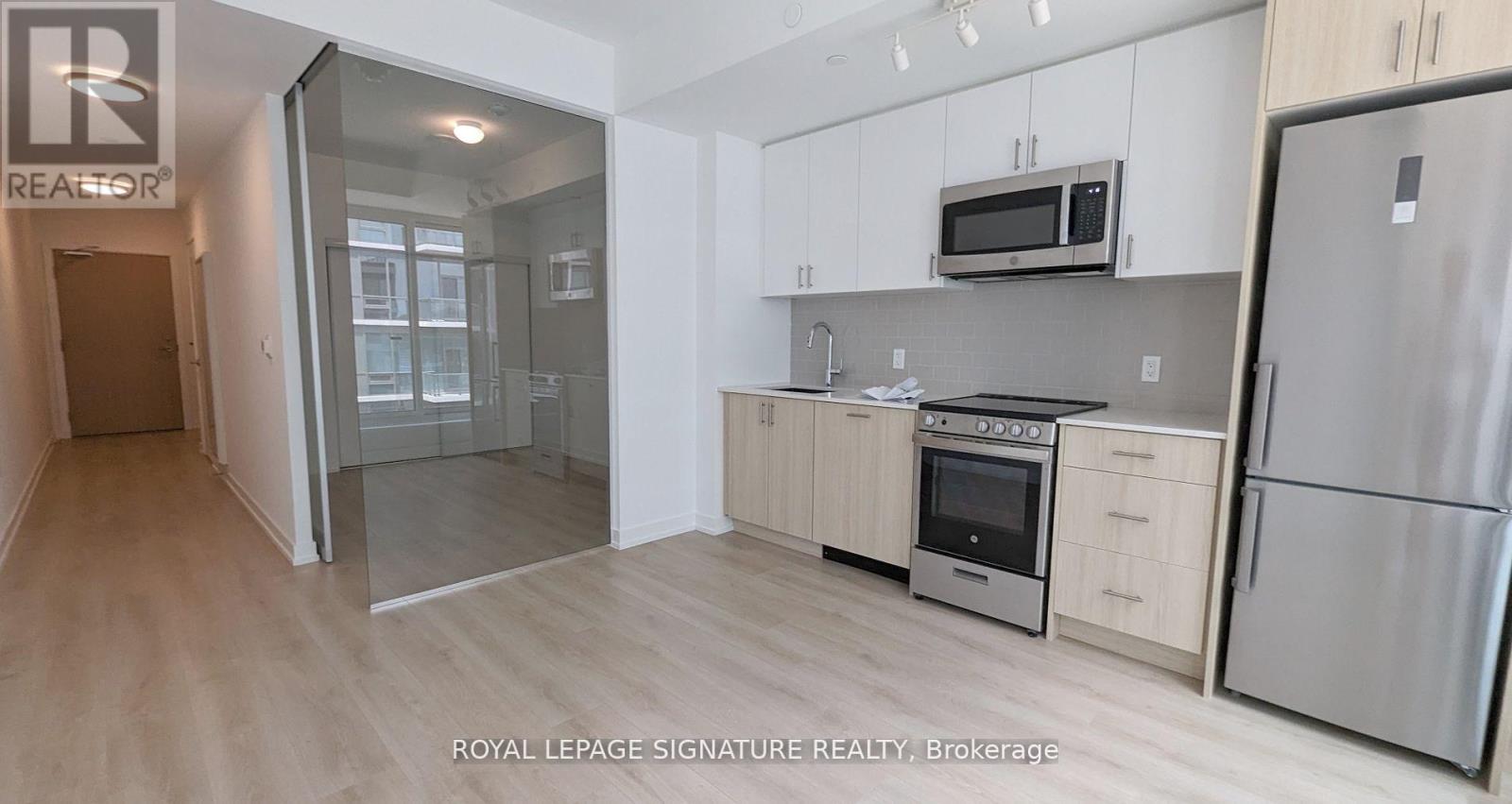 509 - 1195 The Queensway, Toronto, Ontario  M8Z 1R6 - Photo 5 - W12459996