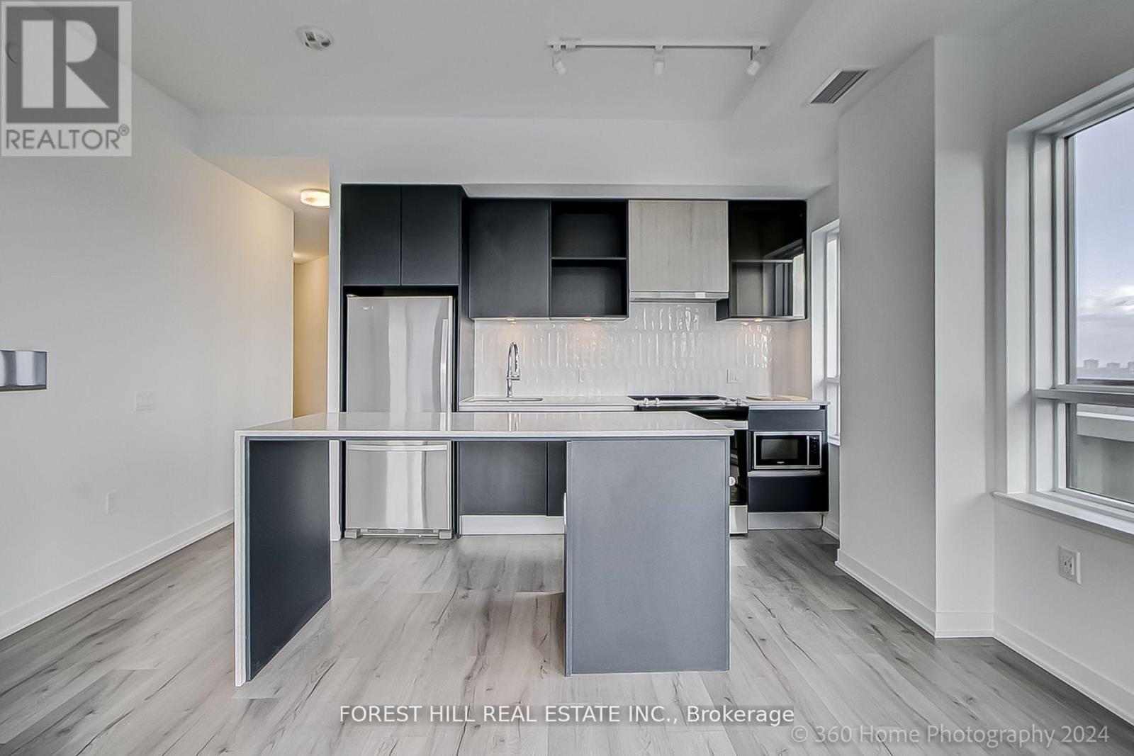 Ph 16 - 395 Dundas Street W, Oakville, Ontario  L6M 5R8 - Photo 10 - W12460008