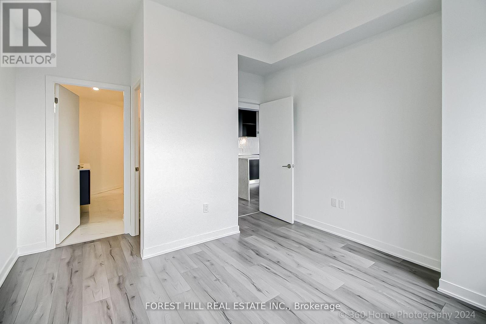 Ph 16 - 395 Dundas Street W, Oakville, Ontario  L6M 5R8 - Photo 22 - W12460008