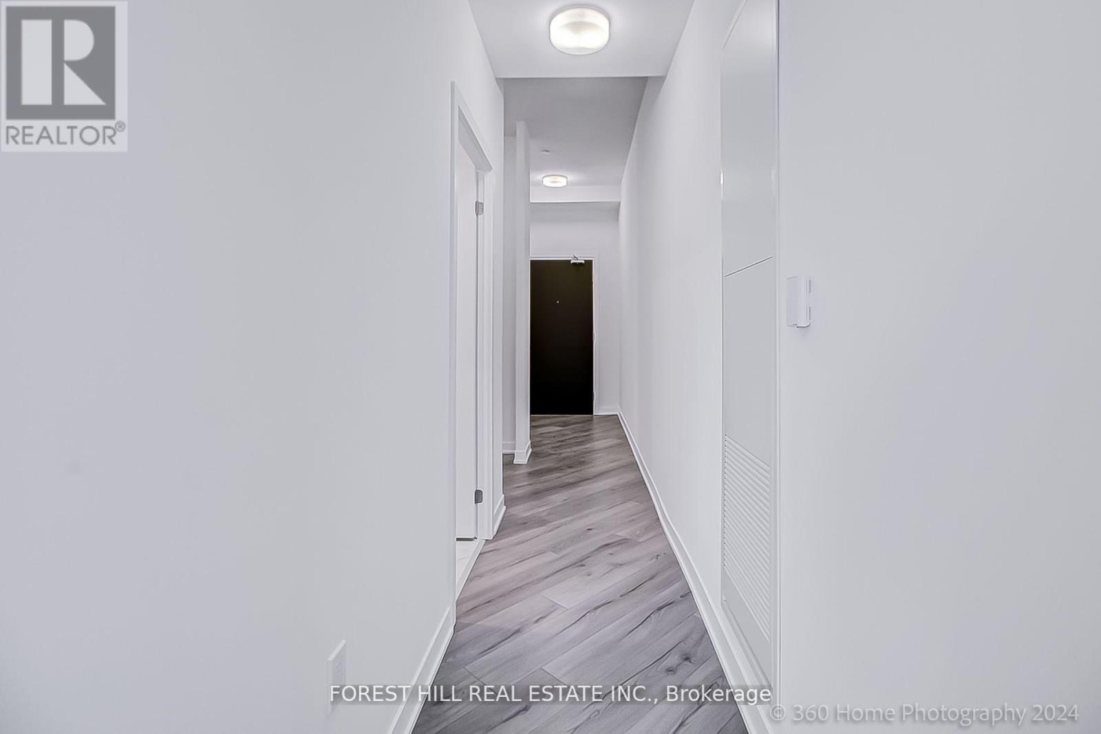 Ph 16 - 395 Dundas Street W, Oakville, Ontario  L6M 5R8 - Photo 5 - W12460008