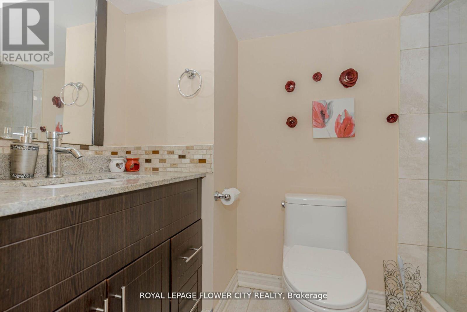 11 Vintonridge Drive, Brampton (Bram East), Ontario  L6P 2T8 - Photo 19 - W12460009