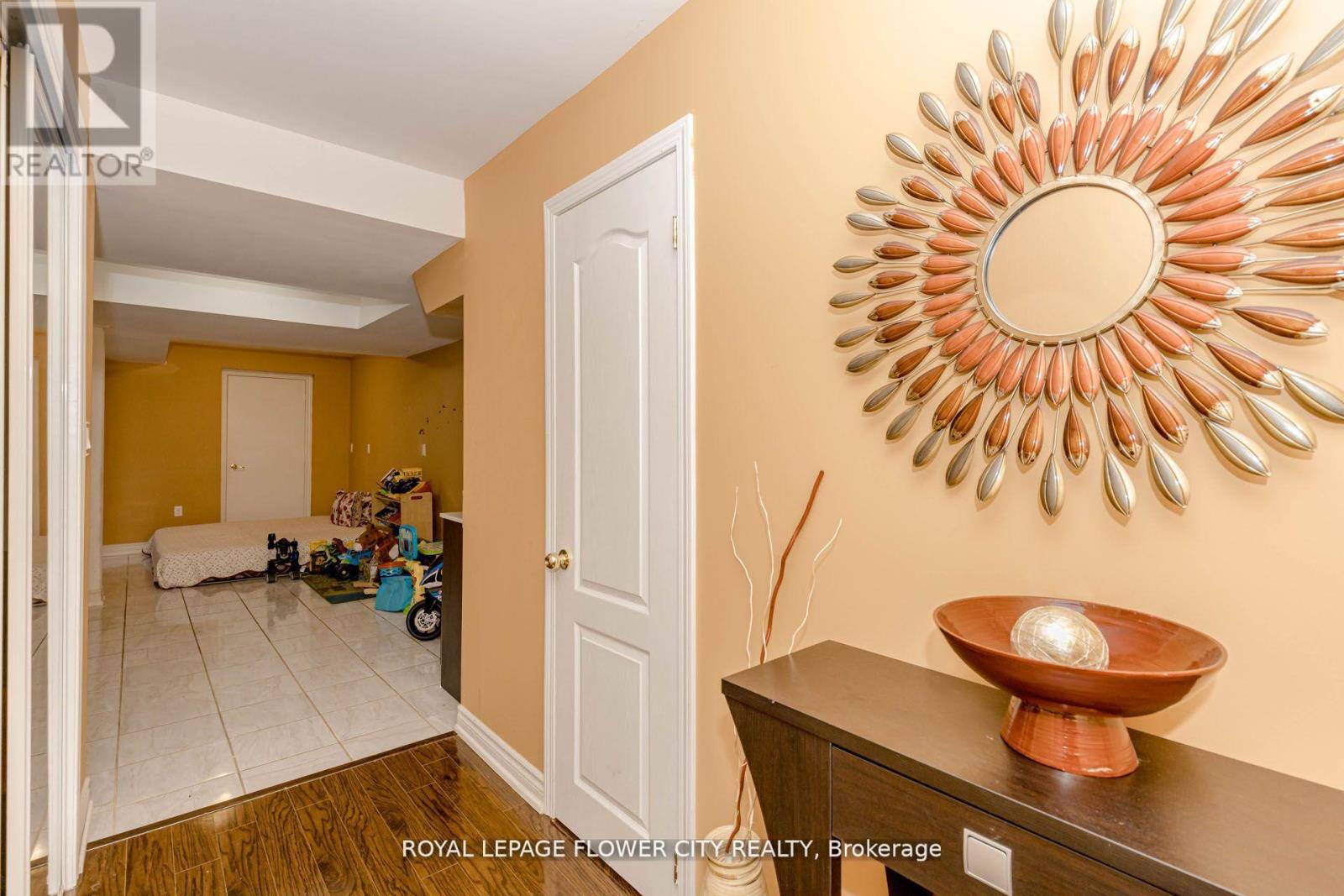 11 Vintonridge Drive, Brampton (Bram East), Ontario  L6P 2T8 - Photo 27 - W12460009