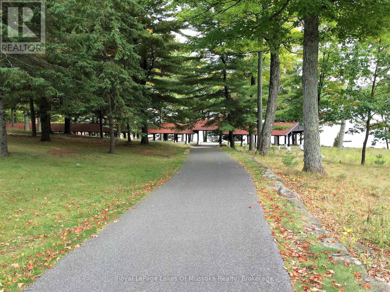 307 - 12 Bigwin Island Island, Lake Of Bays, Ontario  P0A 1E0 - Photo 15 - X12458411