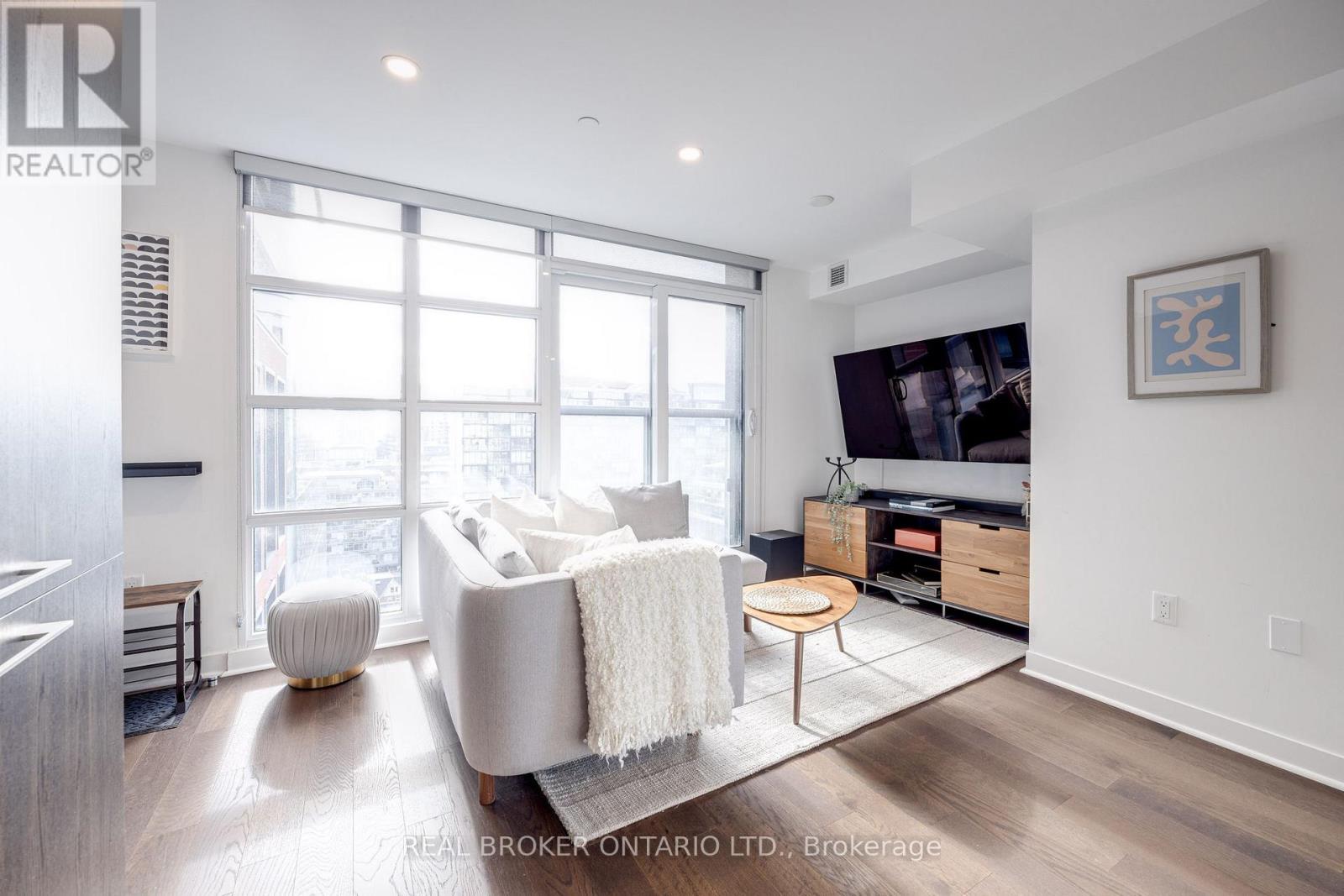 1308 - 501 Adelaide Street W, Toronto, Ontario  M5V 0R3 - Photo 3 - C12460037