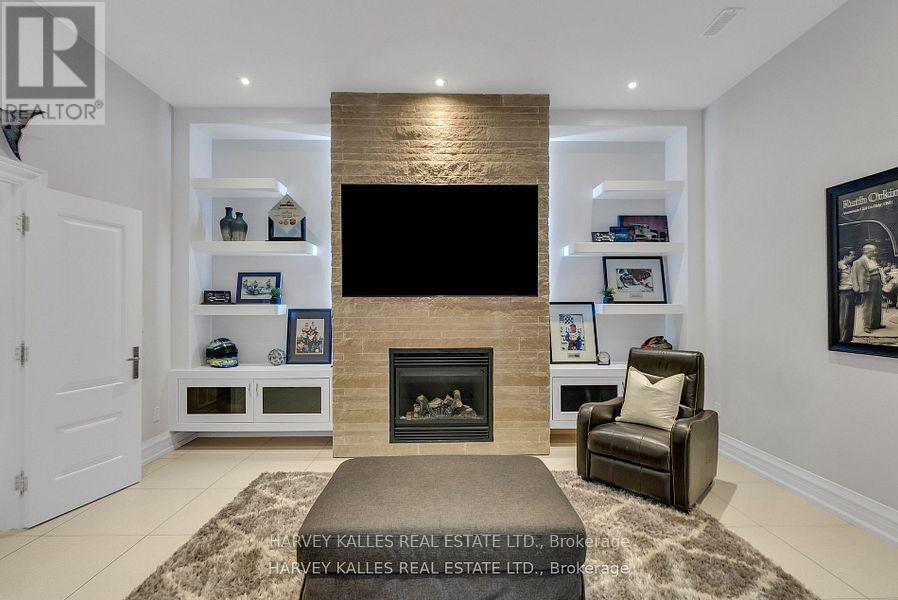 292 Johnston Avenue, Toronto, Ontario  M2N 1H6 - Photo 39 - C12460059