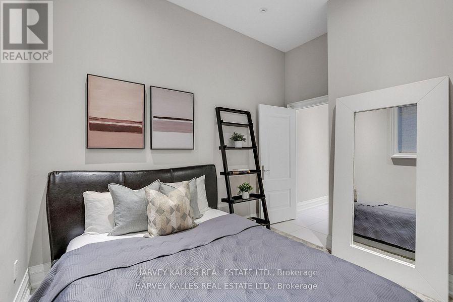 292 Johnston Avenue, Toronto, Ontario  M2N 1H6 - Photo 40 - C12460059