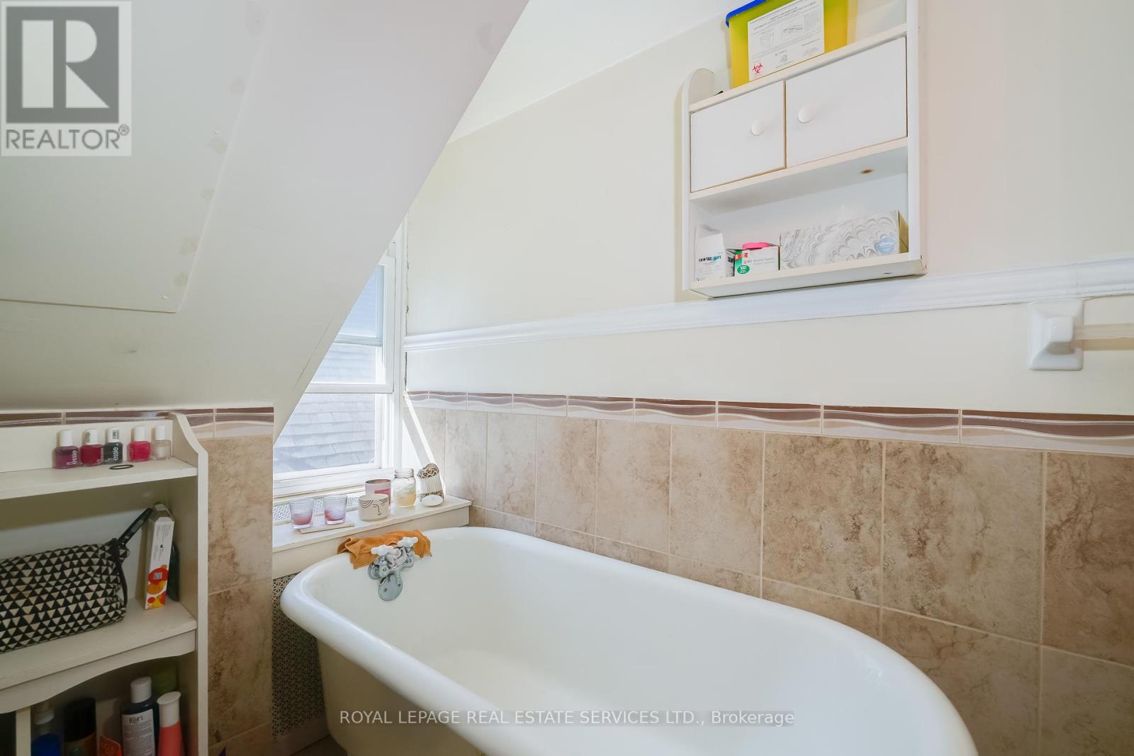 5 - 50 Glenrose Avenue, Toronto, Ontario  M4T 1K4 - Photo 4 - C12460067