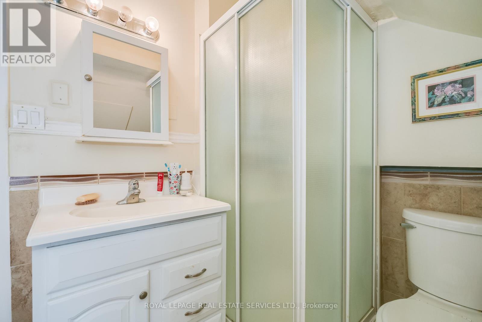 5 - 50 Glenrose Avenue, Toronto, Ontario  M4T 1K4 - Photo 5 - C12460067