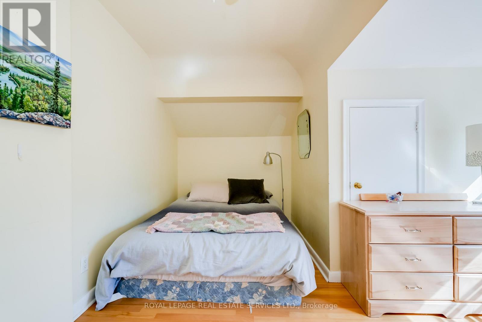 5 - 50 Glenrose Avenue, Toronto, Ontario  M4T 1K4 - Photo 9 - C12460067