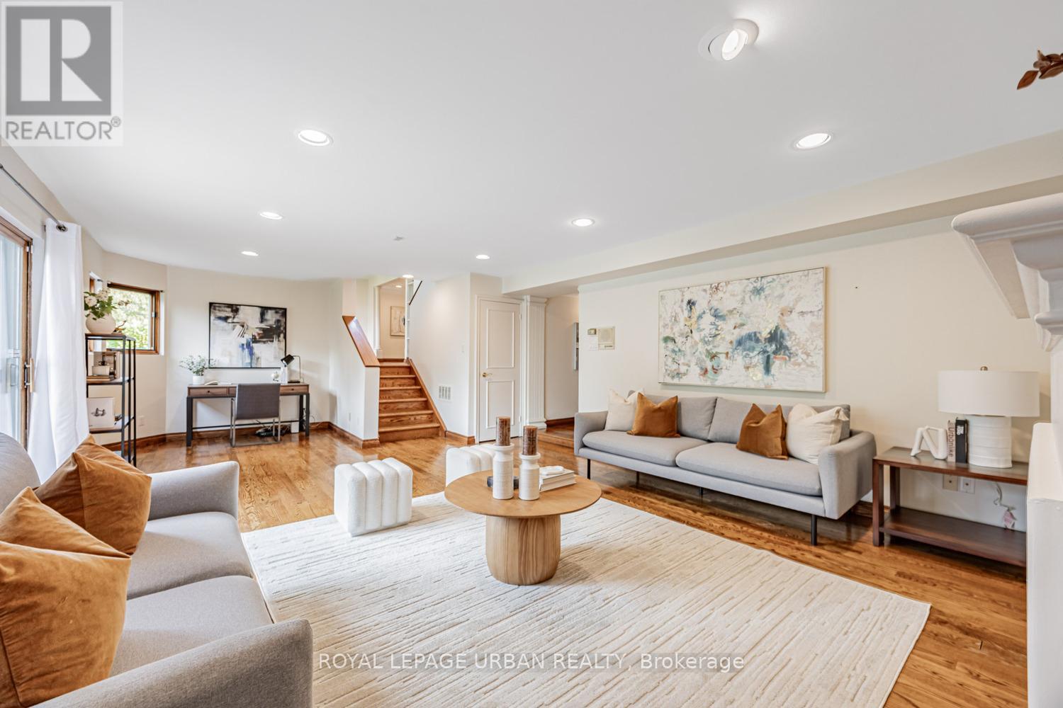 206 Sloane Avenue, Toronto, Ontario  M4A 2C6 - Photo 14 - C12460094